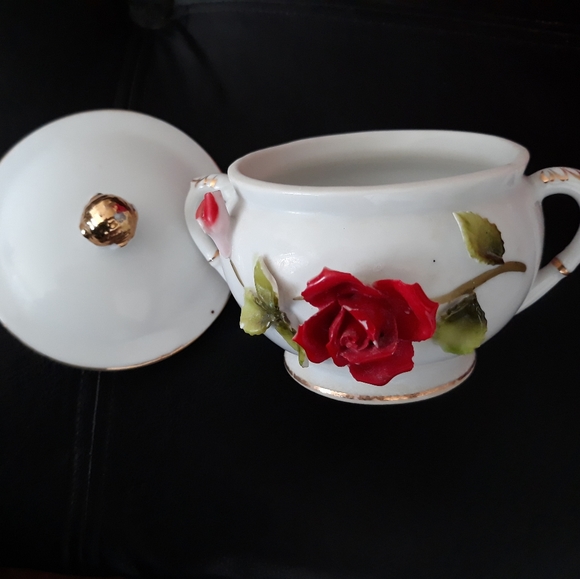 Vintage Japan Ceramic Sugar Bowl with 3D Rose - Picture 8 of 10